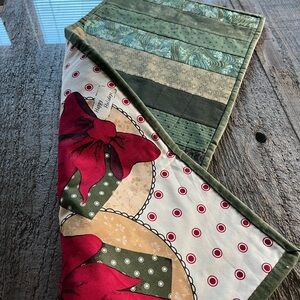 Happy Holidays reversible table runner